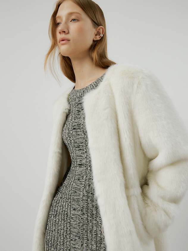 Anna Round Neck Faux Fur in White Jacket Coat