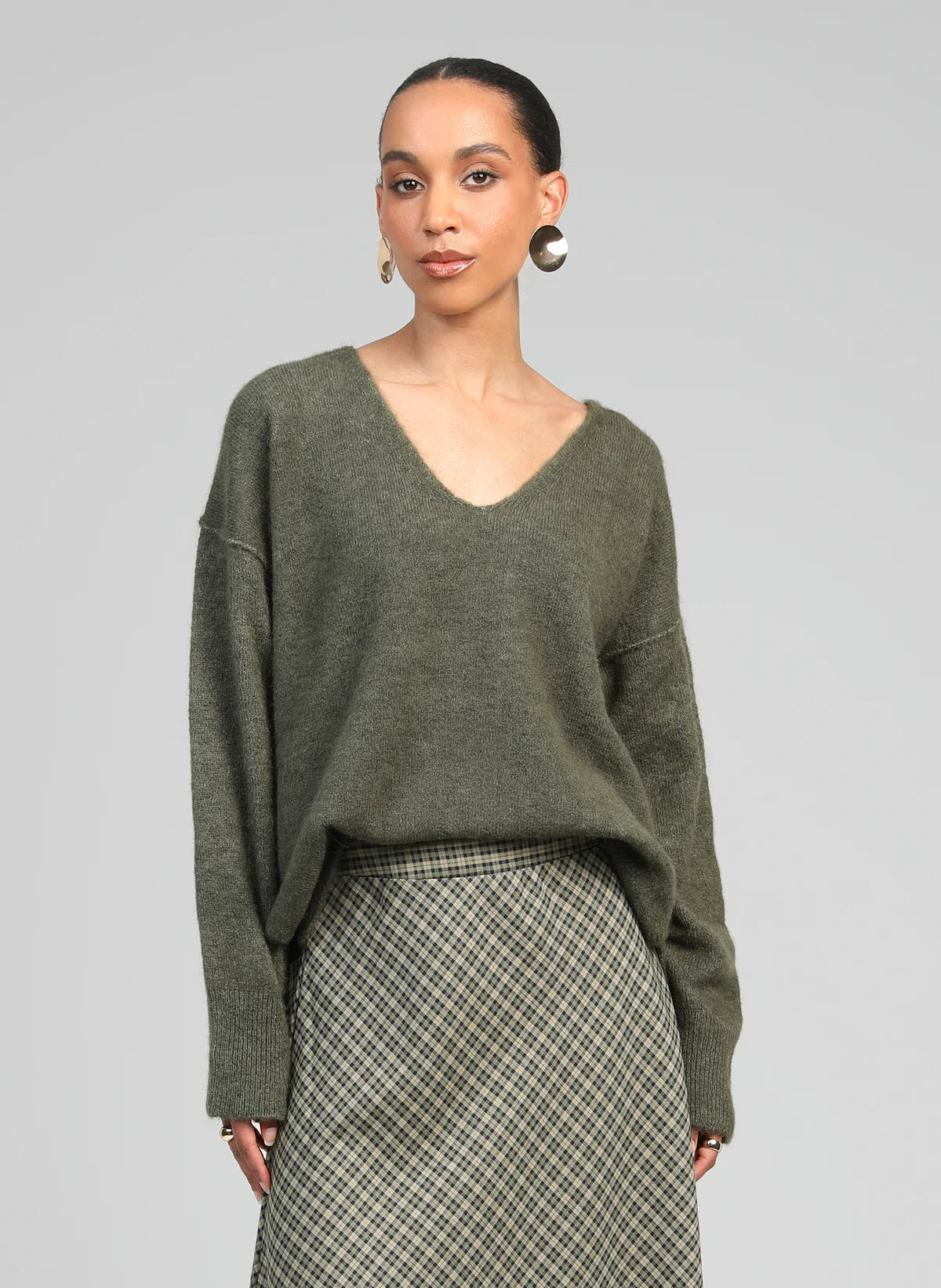 Livya V Neck Sweater in Khaki