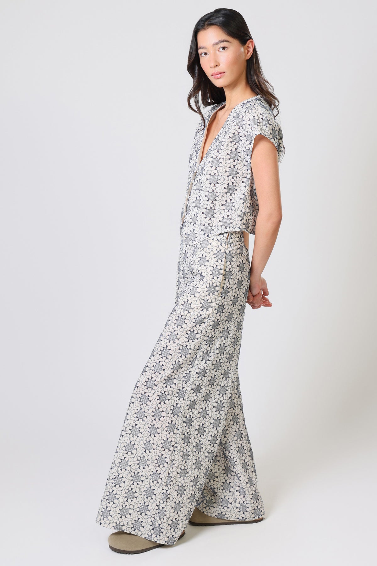 Miss Gatsby Daisy Top in Navy