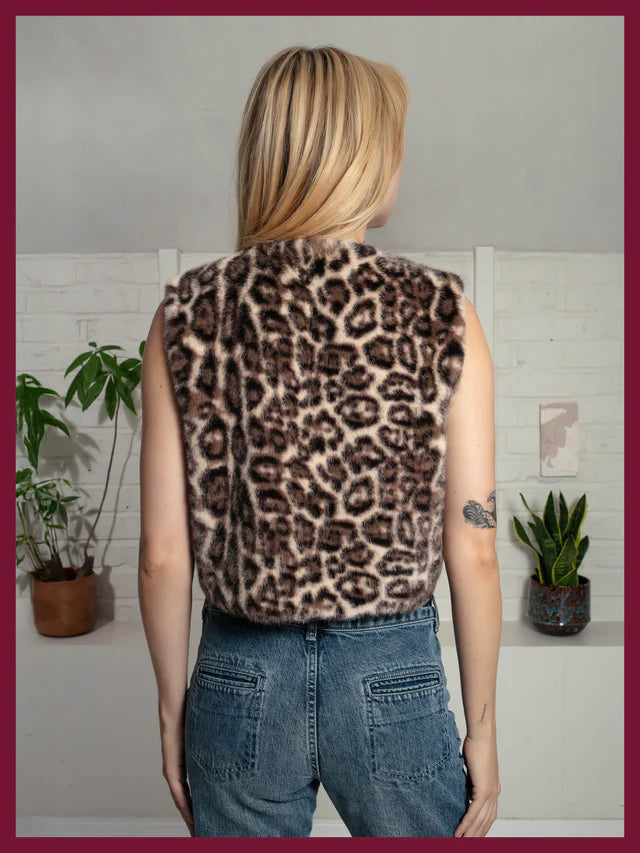 Edelweiss Gilet in Cream Leo