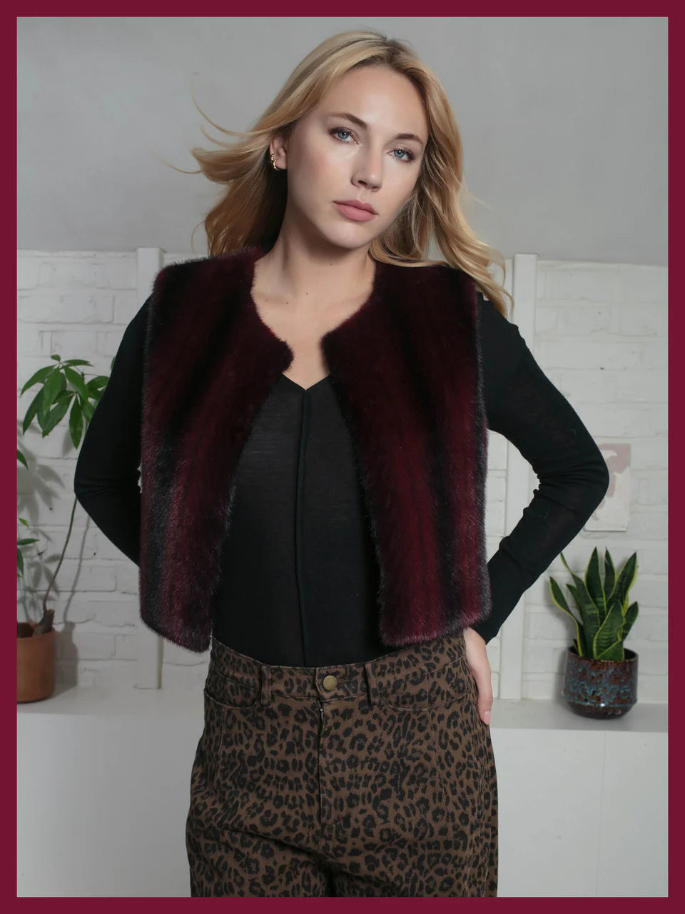 Edelweiss Gilet in Plum Zig Zag