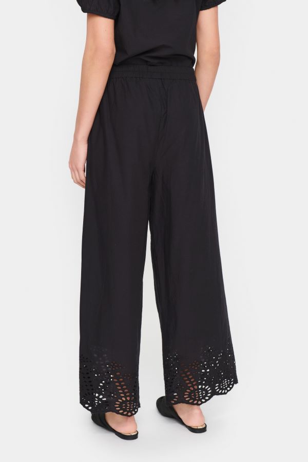 EamajaSZ Trousers in Black