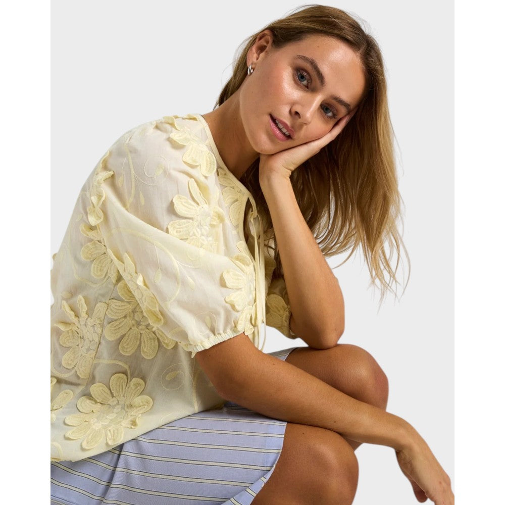 Litty Blouse