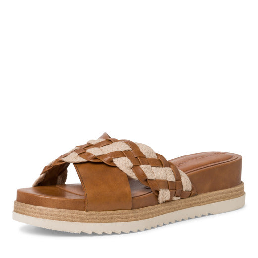 Flat Woven Sliders in Cognac