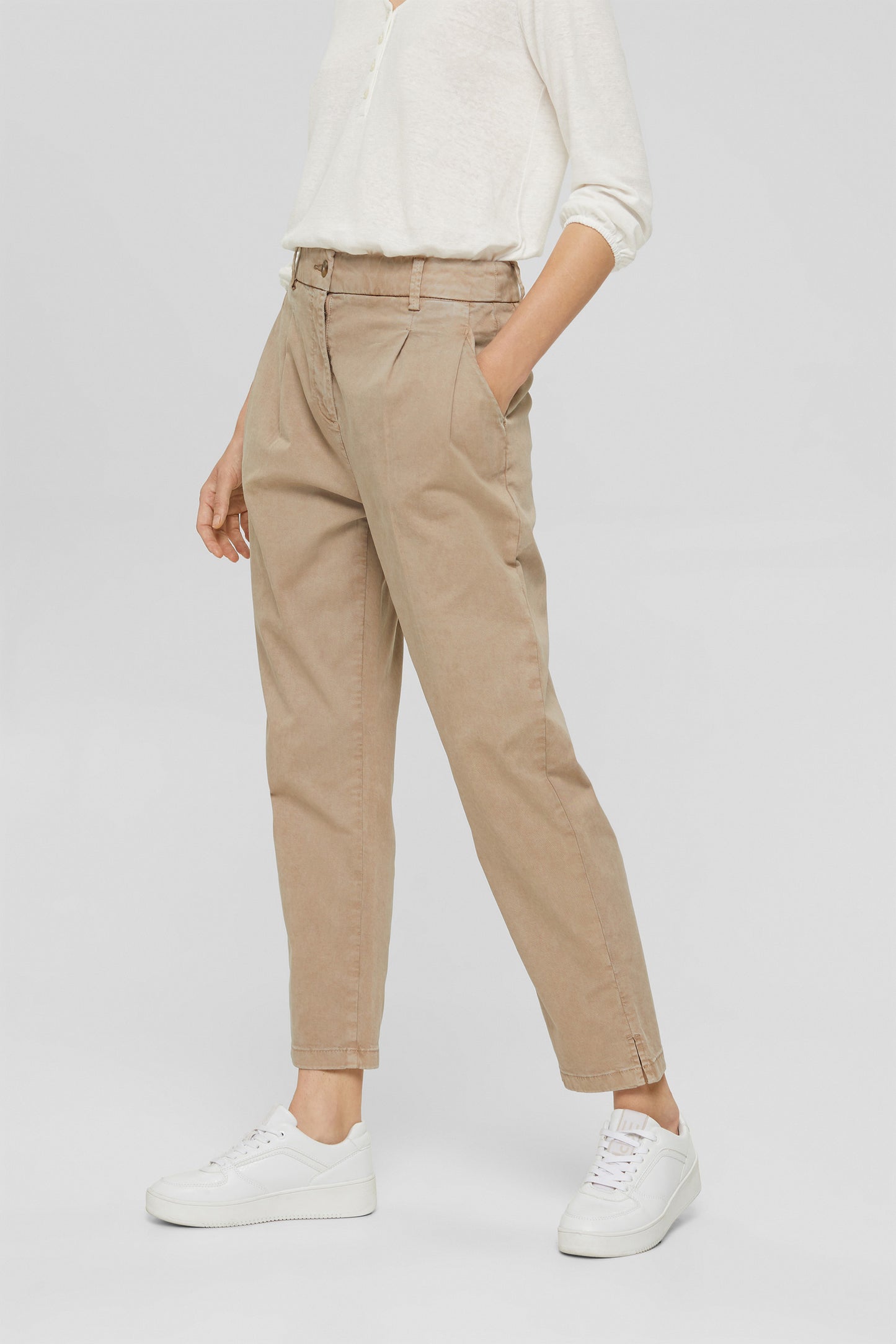 Trousers With Waist Pleats Light Taupe