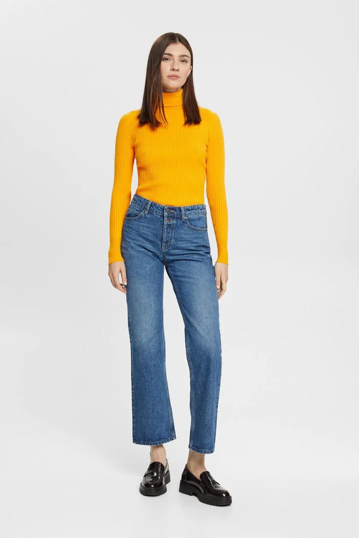 Cropped Flared Western Bootcut in Medium Blue Wash 32 Length