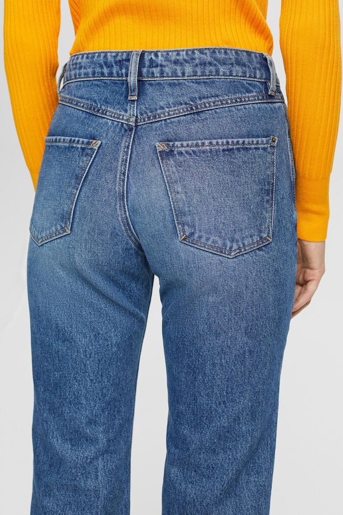 Cropped Flared Western Bootcut in Medium Blue Wash 32 Length