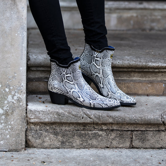 Snake print deals boots uk