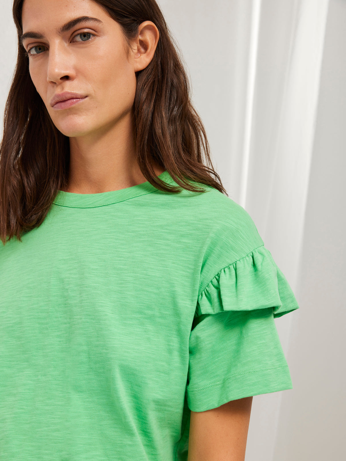 Organic Cotton Ruffle T-Shirt in Absinth Green