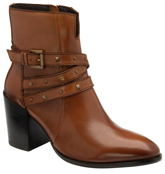 Delvin Ankle Boot in Tan