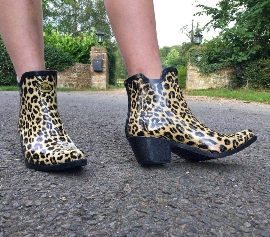 Leopard print 2025 ankle wellies