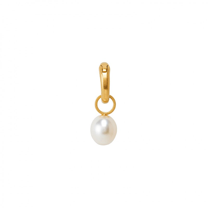 Essentials Snow Charm with Freshwater Pearl in Gold
