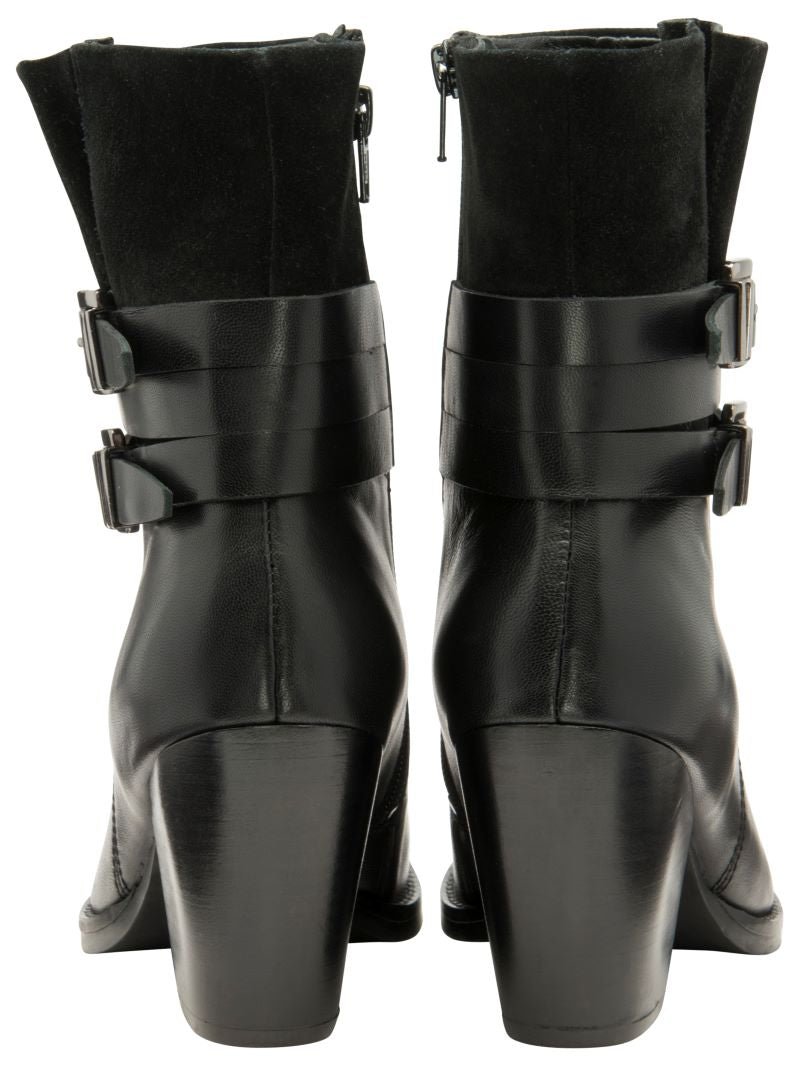 Shores Ankle Boot In Black